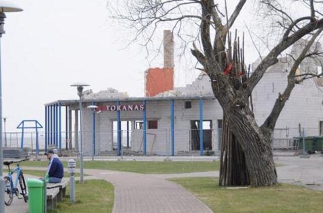 Neringoje vėl norima griauti