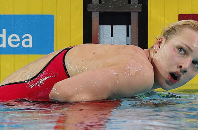 R.Meilutytė pateko į plaukimo 50 m krūtine pusfinalį