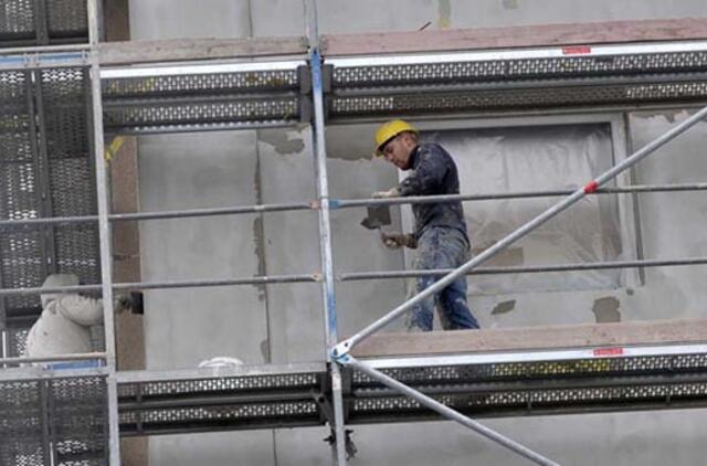 Specialistai: gyventojai turėtų patys kontroliuoti namo renovaciją