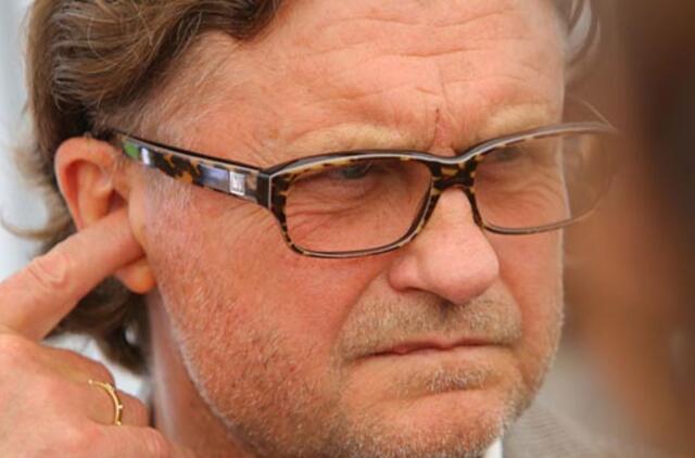 Antanui Bosui pinigų atiduoti nenori