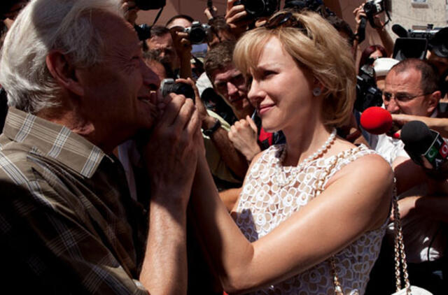 Filme "Princesė Diana" pagrindinį vaidmenį atlikusios Naomi Vats humoro jausmas panašus į velionės Velso princesės