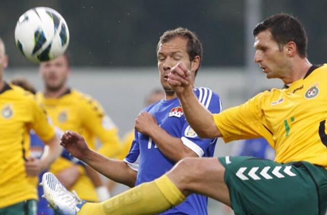Lietuvos futbolininkai nugalėjo Lichtenšteino komandą 2:0