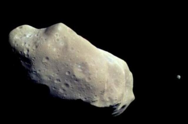 Logistinė operacija kosmose: prie Žemės atitemps asteroidą?