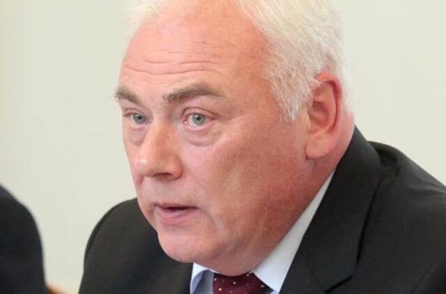 Ministras: atsakingi vadovai turėtų trauktis iš postų