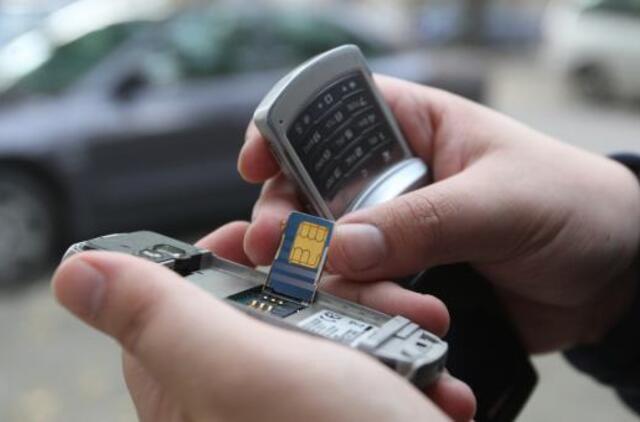 "Omnitel": skambinančiųjų vietą nustatysime be SIM kortelės, "Bitė": tokio prašymo nesame gavę