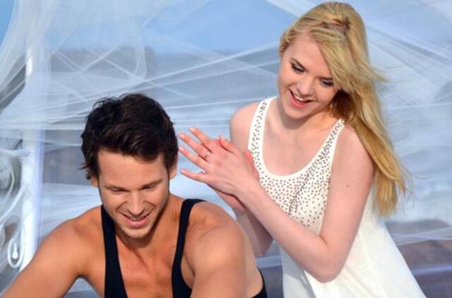 Paauglių numylėtinė Ema naujos savo dainos pristatyti atvažiuos į Lietuvą