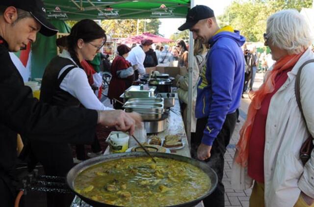 Palanga kvietė prie tūkstančio stalų