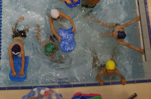 Plaukti išmoko ne visus norinčiuosius