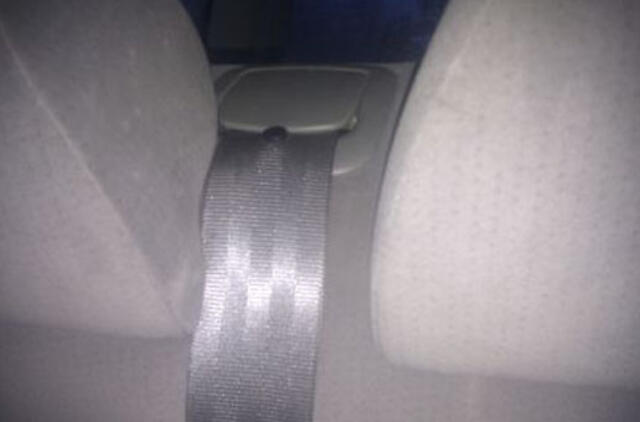 Vaikus vežamės atsakingai, bet diržų segėti dar nenorime