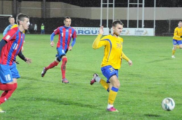 "Atlanto" futbolininkai sutriuškino "Dainavą" 5:0