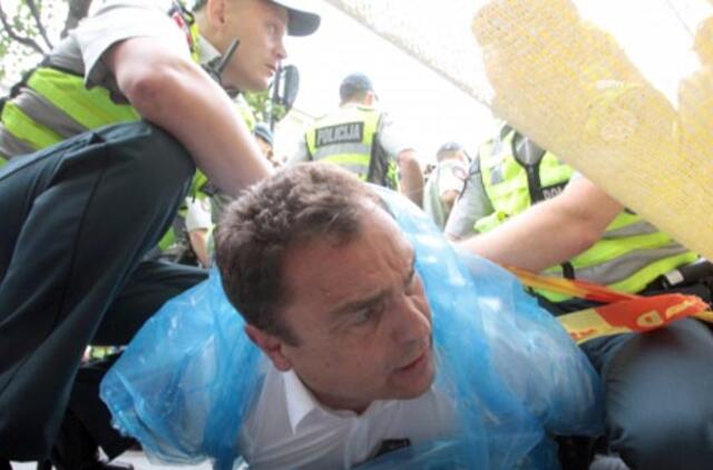 Atmetė Petro Gražulio skundą dėl 200 litų baudos