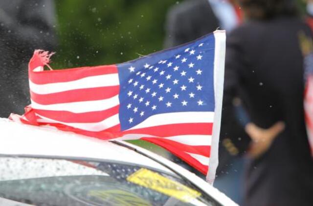 JAV Atstovų rūmams nepatvirtinus kitų metų biudžeto, stabdomas vyriausybės darbas