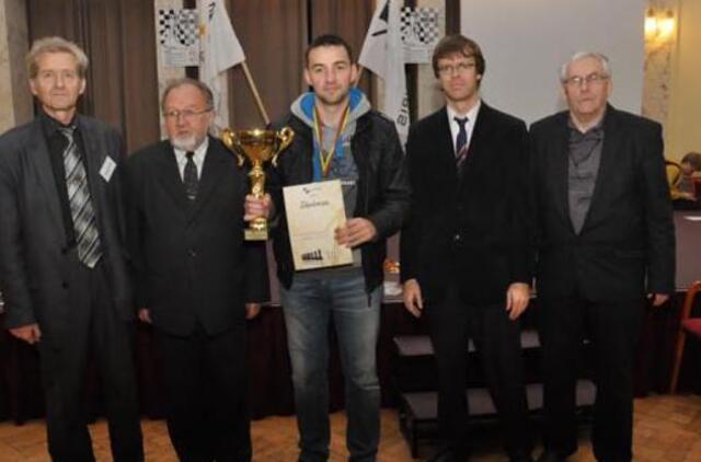 Klaipėdietis meistras Mindaugas Beinoras triumfavo šachmatų turnyre Kaune