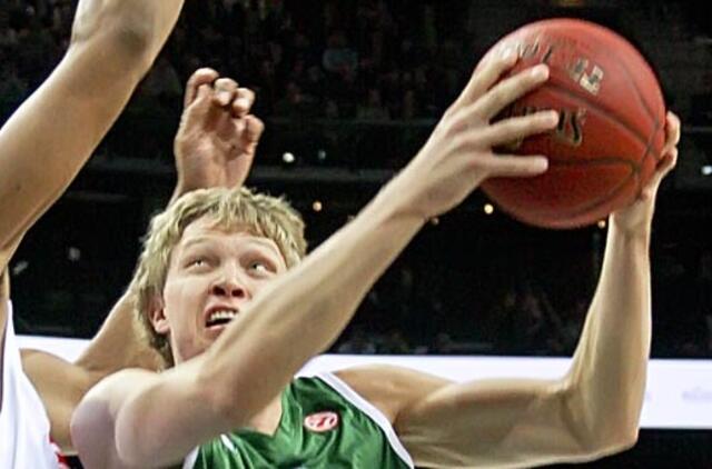 Krepšininkas Mindaugas Kuzminskas per Eurolygos rungtynes pelnė 15 taškų