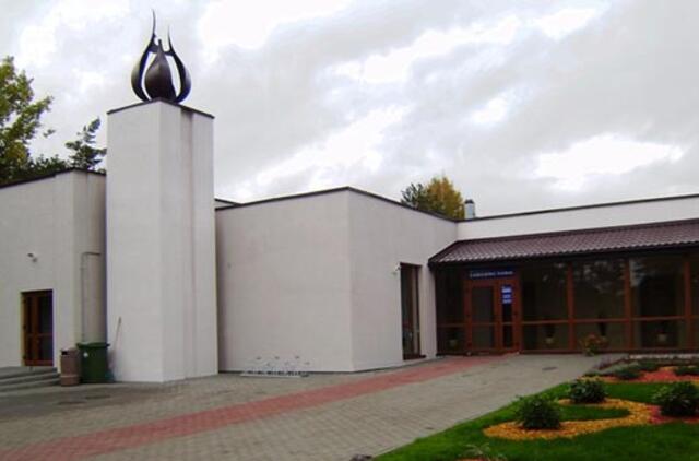 Palangos laidojimo namams - klebono pašventinimas