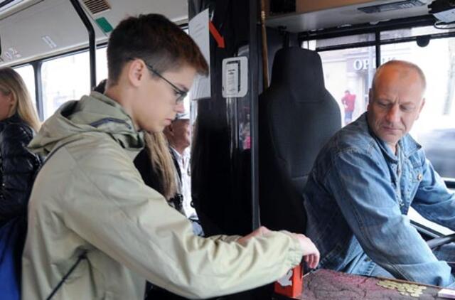 Popieriniai lengvatiniai bilietai sugrįš į autobusus