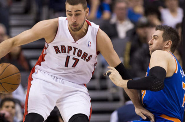 "Raptors" su Jonu Valančiūnu iškovojo pergalę po dviejų pratęsimų