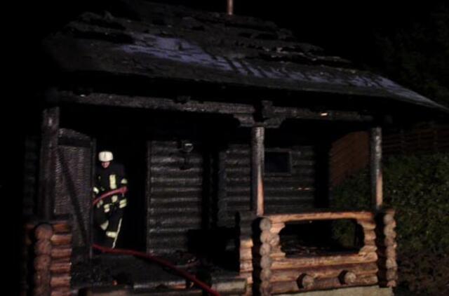 Žvaigždžių gatvėje supleškėjo pirtis