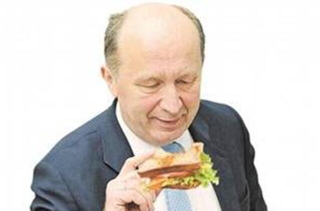 Andrius Kubilius pasiilgo žmonių skurdinimo