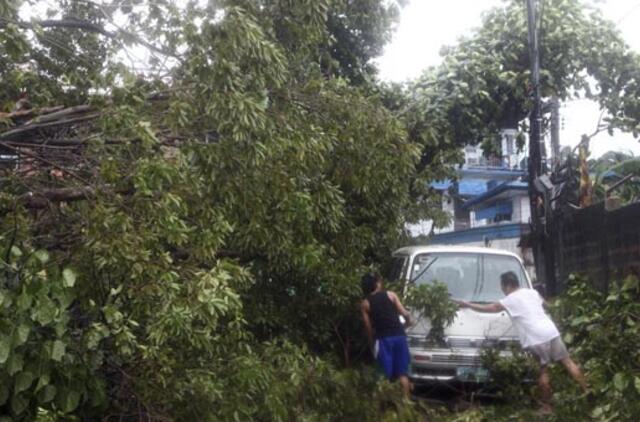 Filipinai: plėšdami maisto produktų sandėlį, žuvo aštuoni žmonės