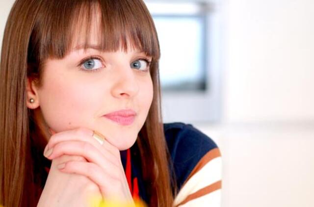 Gabrielė Martirosianaitė: gražiausia ryškiai raudonos lūpos