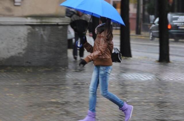 Sinoptikai prognozuoja kritulius ir vėją