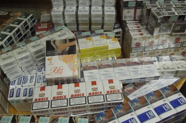 Pašte ir siuntų skyriuje - kontrabandinės cigaretės