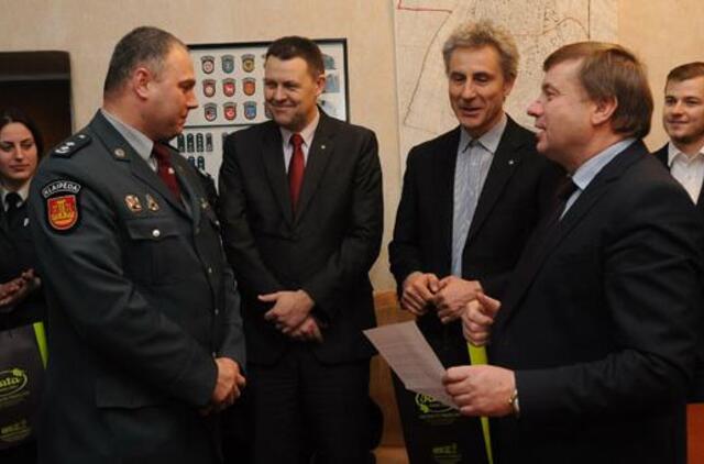 Miestiečiai praskaidrino policininkų kasdienybę