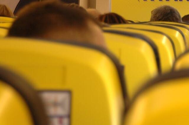 Po skrydžio miegantis keleivis liko užrakintas lėktuve