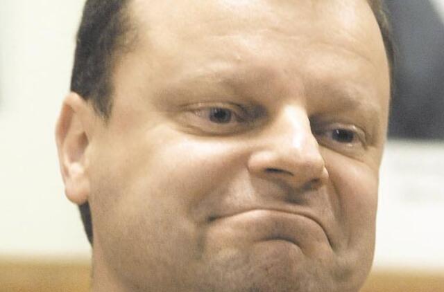 Policija stojo iškrypėlio pusėn