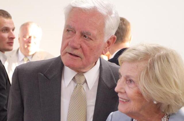 Alma Adamkienė: Valdas Adamkus serga onkologine liga