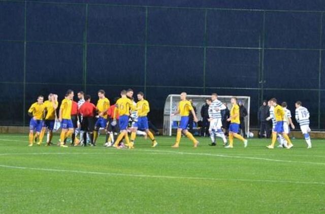 "Atlantas" nusileido Ukrainos vidutiniokams