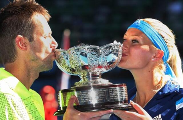 "Australian Open" mišrių dvejetų varžybas laimėjo prancūzė ir kanadietis