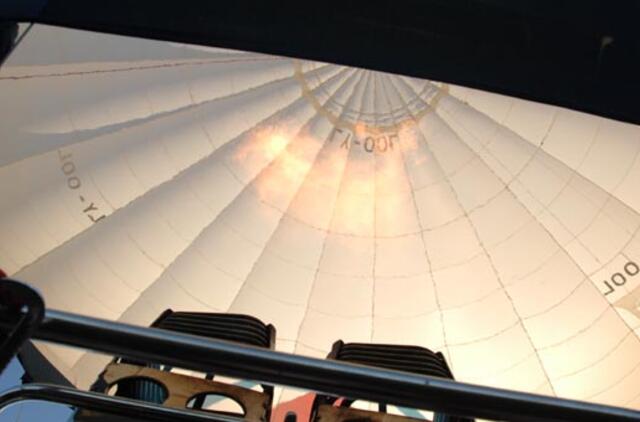 Išgelbėtas kinas, bandęs oro balionu pasiekti ginčytinas salas