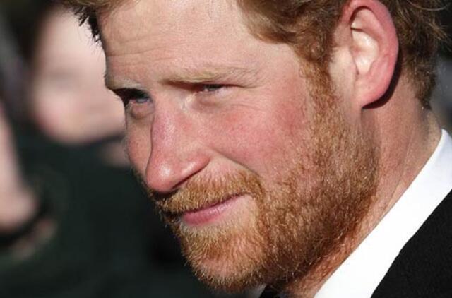 Karalienei nepatiko barzda