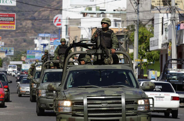 Meksikos kariuomenė užėmė "narkotikų tamplierių” sostinę