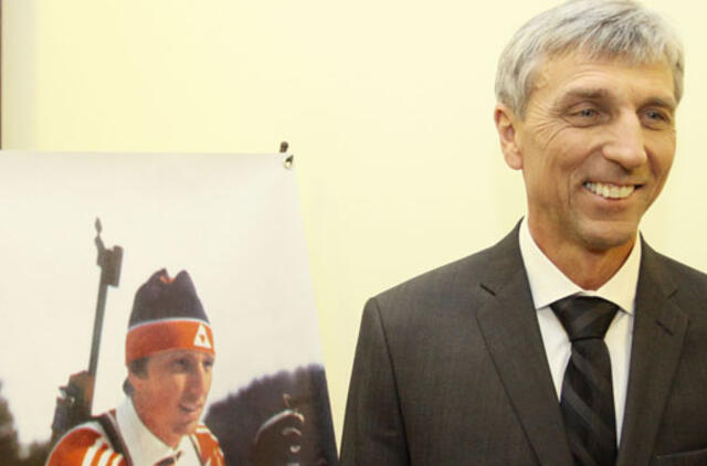 Pristatytas filmas apie olimpinį biatlono čempioną Algimantą Šalną