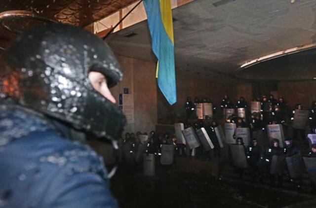 Protestuojai Kijeve užėmė Ukrainiečių rūmus
