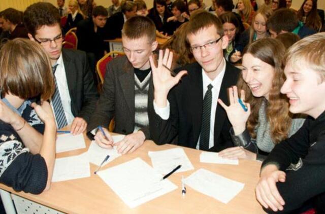 Trečiadienį prasidės "Klaipėdos mokyklų protų kovos 2014"