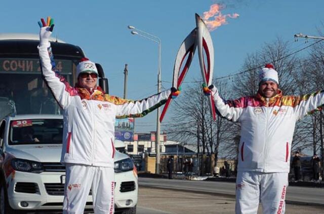 Po istorinės estafetės olimpinė ugnis pasiekė Sočį