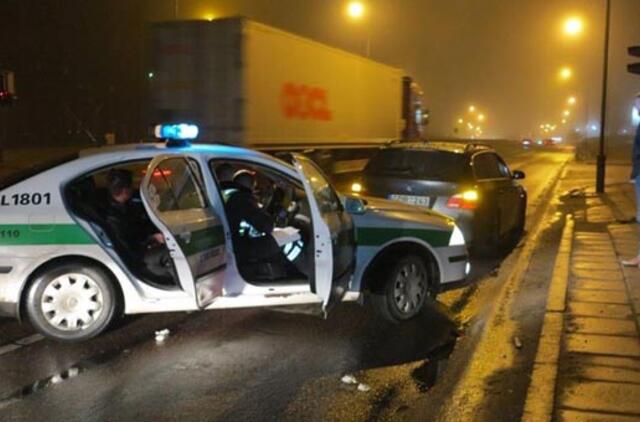 Vairuotojai kelių chuliganą apipurškė dujomis