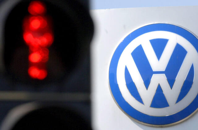 "Volkswagen" akcijų vertė smunka po sumažėjusių šių metų prognozių