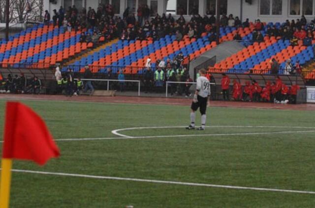 Gargždų stadione bus tiesiama nauja danga