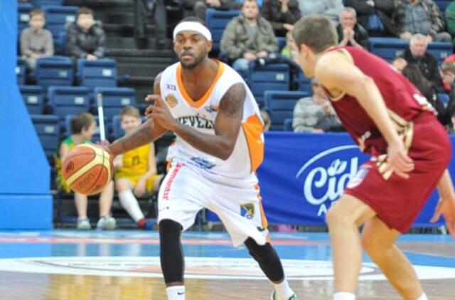 "Neptūno" gretose - Taironas Brazeltonas