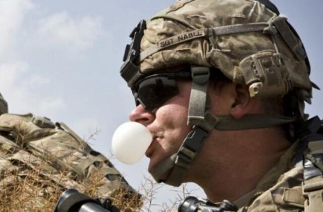 Pentagonas sukūrė kovinę kramtomąją gumą