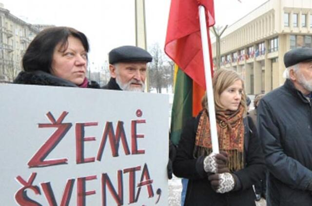 Seimas žlugdo žemės referendumą