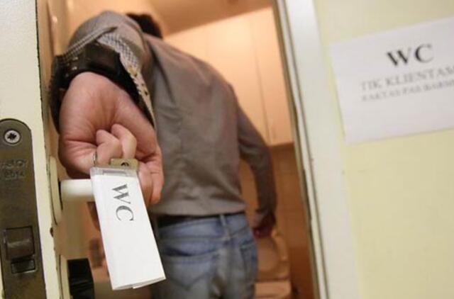 Beieškant tualeto Fortūna nusisuka