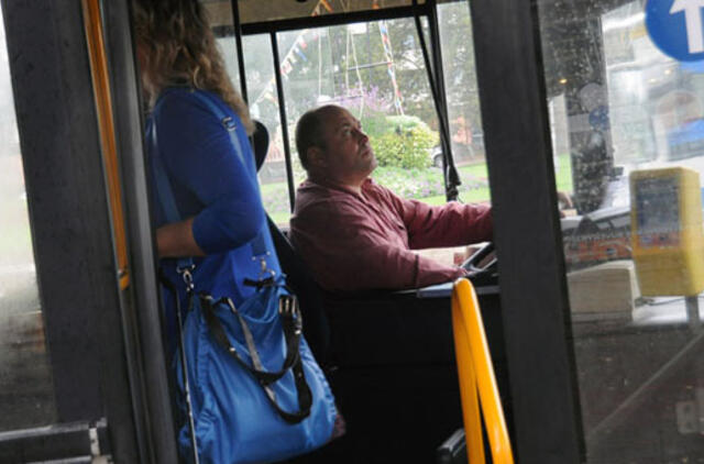 Besilaikantis taisyklių - teisus