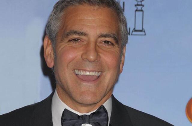 Džordžas Klūnis turi naują širdies draugę