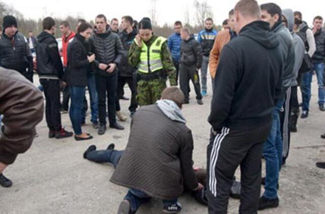 Greiti ir įsiutę žaidžia su mirtimi